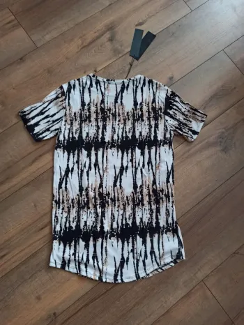 T-shirt manches courtes homme arrondie taille M