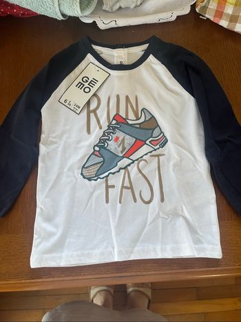 Tee shirt  manches longues neuf 24 mois