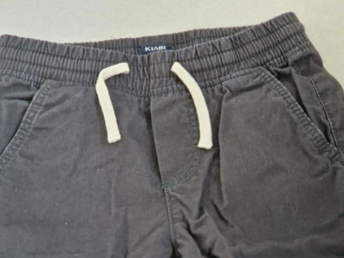 1 pantalon léger gris marque kiabi taille 5 ans 108-113 cm - photo numéro 2