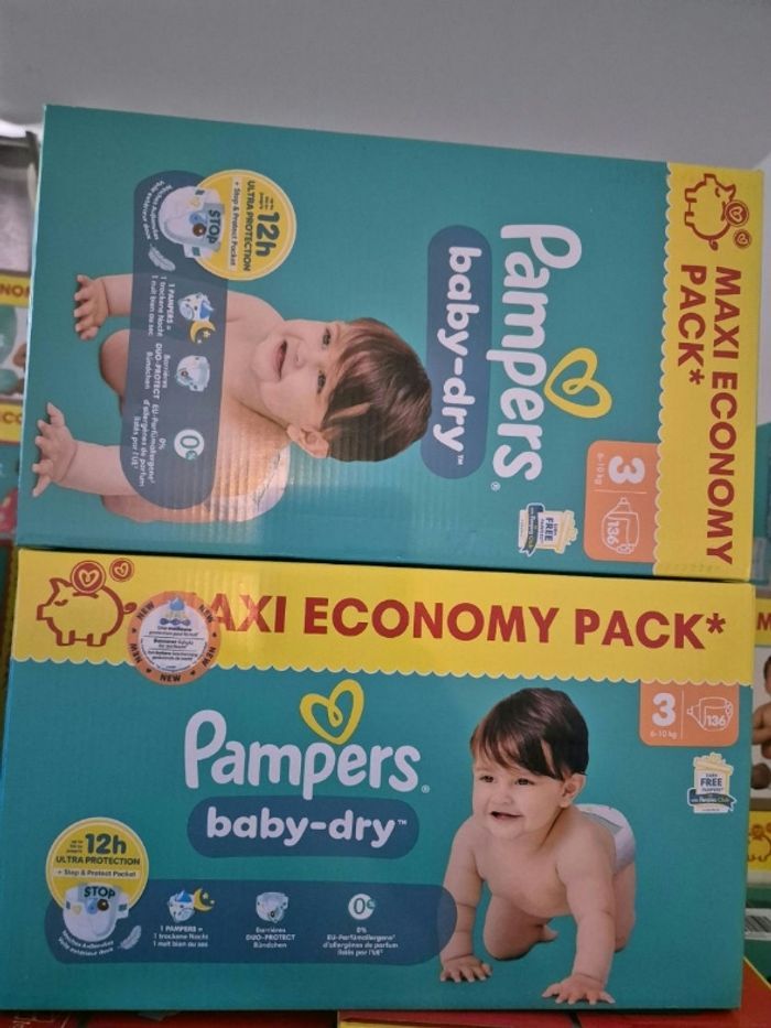 2 cartons de couches pampers taille 3