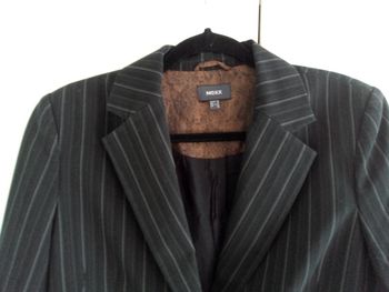 Veste avec fines rayures