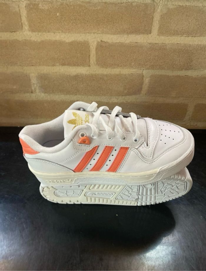 Adidas rivalty low - photo numéro 2