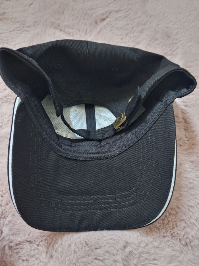 Casquette - photo numéro 3