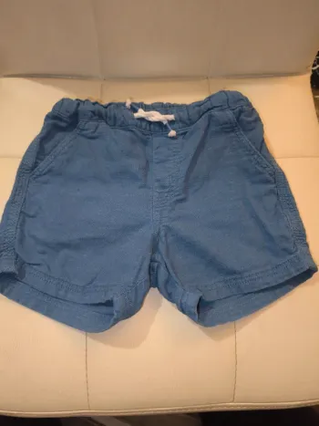 Short bleu