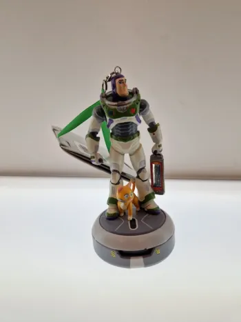 [D26] Décoration suspendue Buzz Light Disney Store Figurine