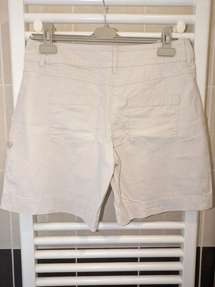 Short camaïeu beige T40 - photo numéro 3