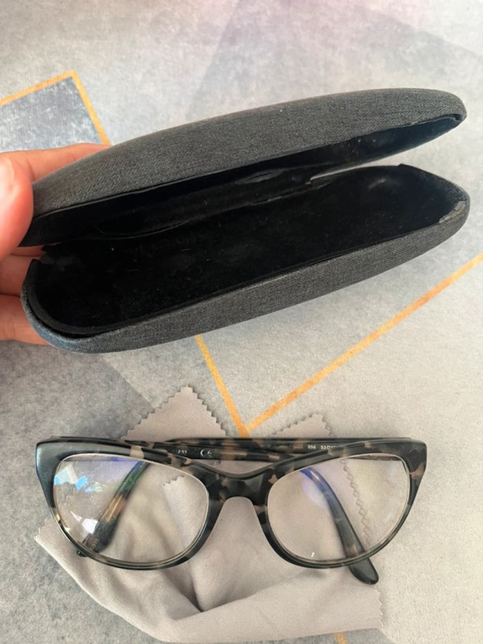 Lunette Guess ( monture ) - photo numéro 3