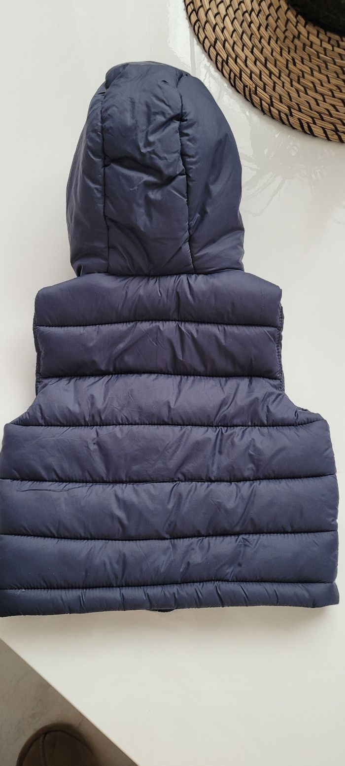 Doudoune sans manche avec capuche - photo numéro 3