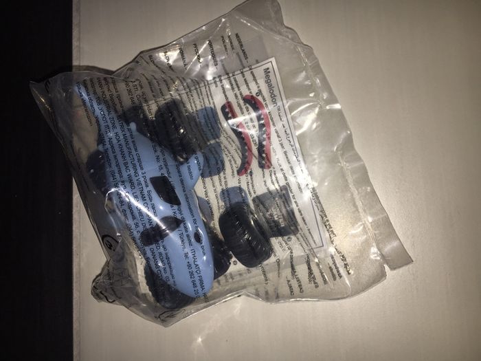 Jouet mc do voiture requin - photo numéro 3