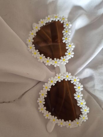 Lunettes de soleil bébé coeur