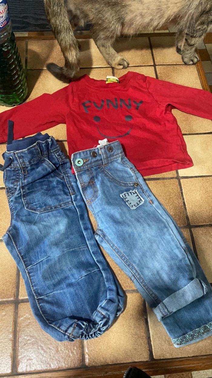 Lot teeshirt pantalons - photo numéro 3