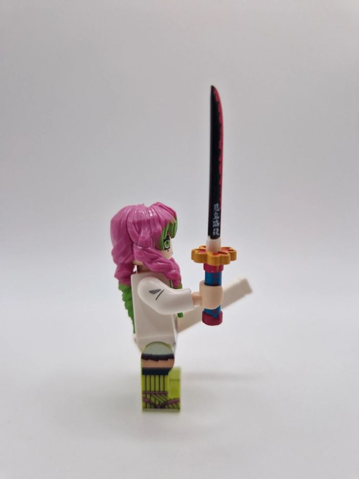 Figurine type lego Démon Slayer - photo numéro 2