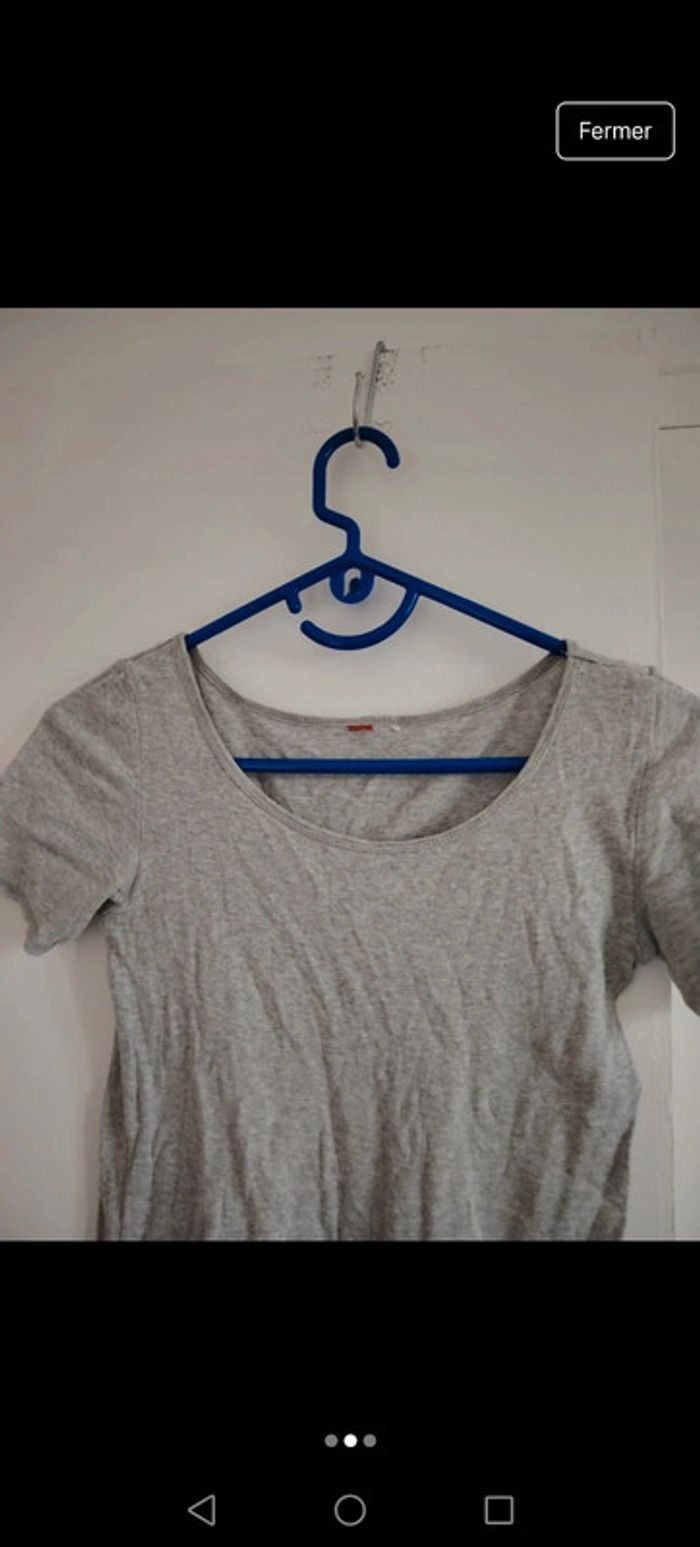 Tee-shirt sans marque 34 - photo numéro 2