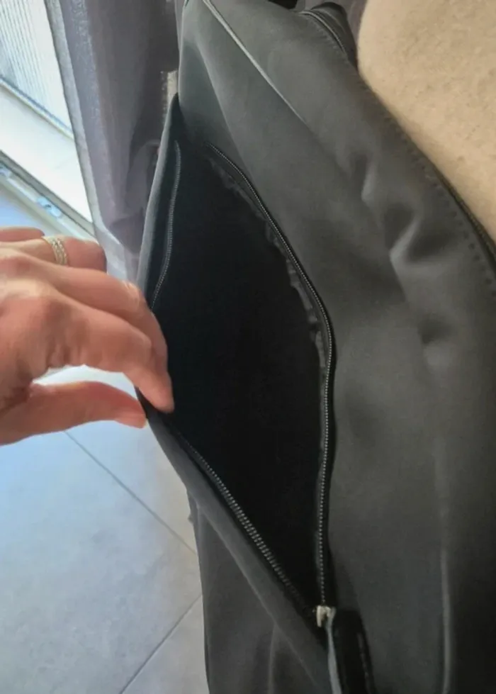 💼 Sac Chabrand noir – multi-usages - photo numéro 5