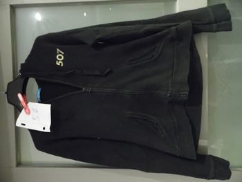 gillet noir in extenso a capuche taille 38 / 40