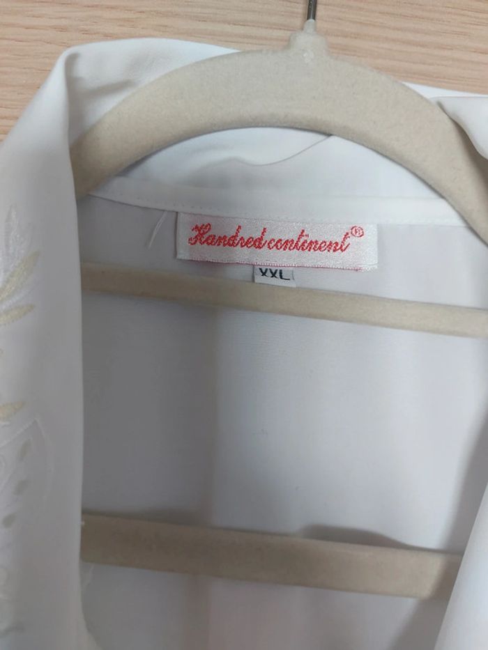 Chemisier blanc avec broderies vintage - photo numéro 4