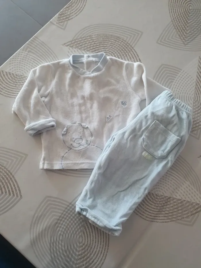 Ensemble pyjama 6 mois