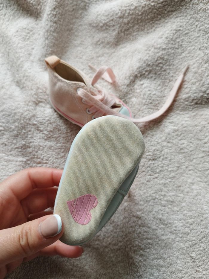 🦋 Chaussure bébé 🦋 - photo numéro 3