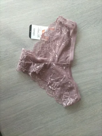 Tanga neuf