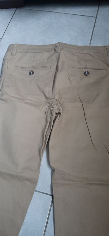 Pantalon chino beige