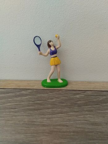 Figurine joueuse de tennis vintage