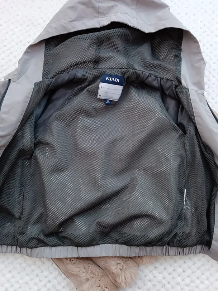 🔸Veste Mi-saison Coupe Vent Kiabi 3 ans🔸 - photo numéro 2