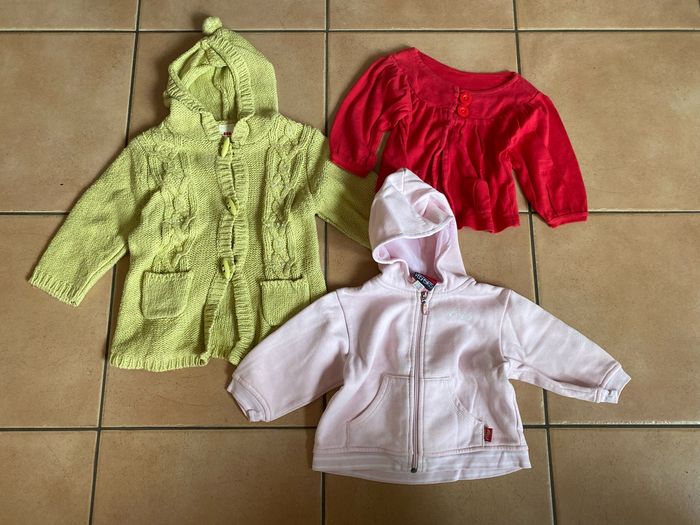 Lot vêtements fille 9/12 mois - photo numéro 4