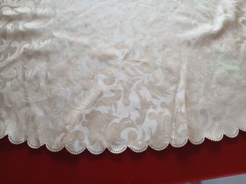 nappe ronde jaune clair