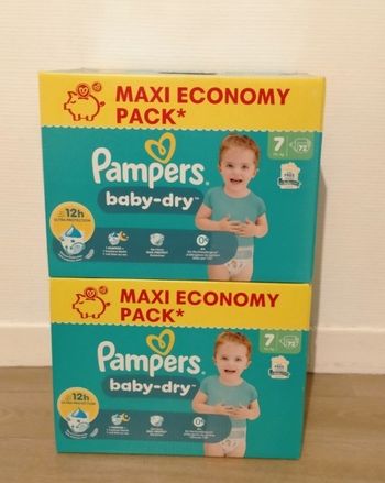 Lot couches Pampers baby dry taille 7
