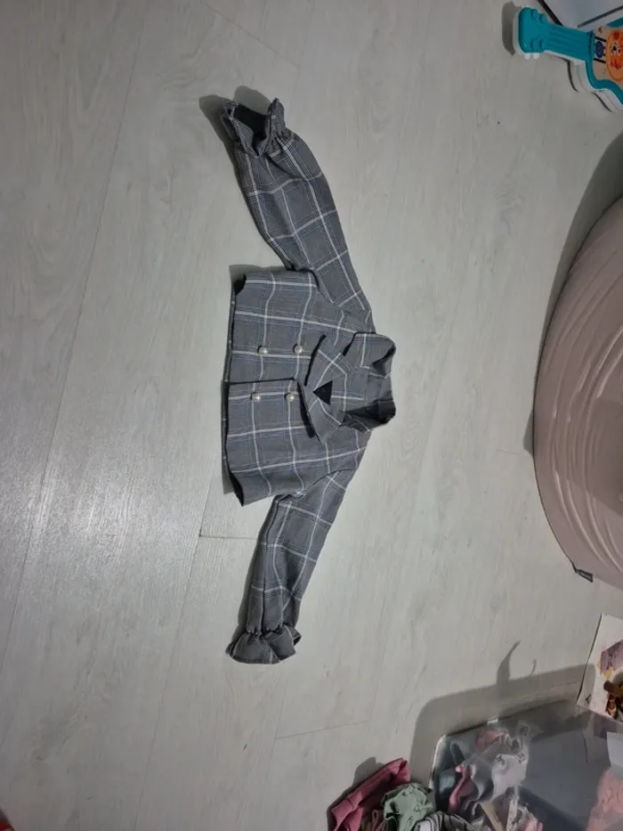 Petite veste à carreaux 18M