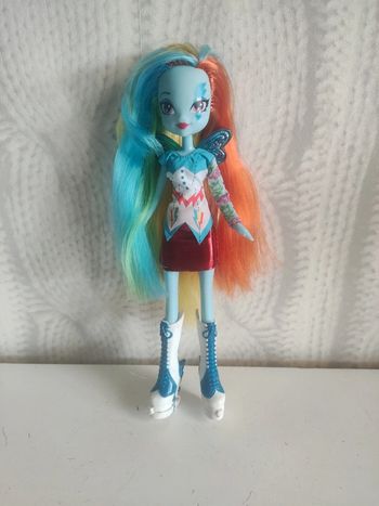 Poupée rainbow my little poney Equestria girls