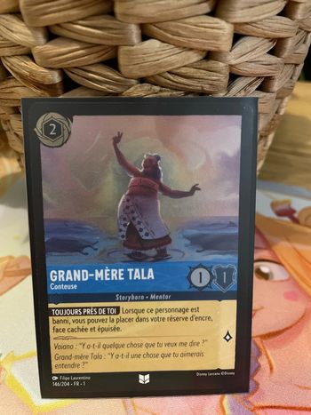 Carte Lorcana - Grand-mère Tala : Conteuse - 146/204 - FR - 1 (Foil)