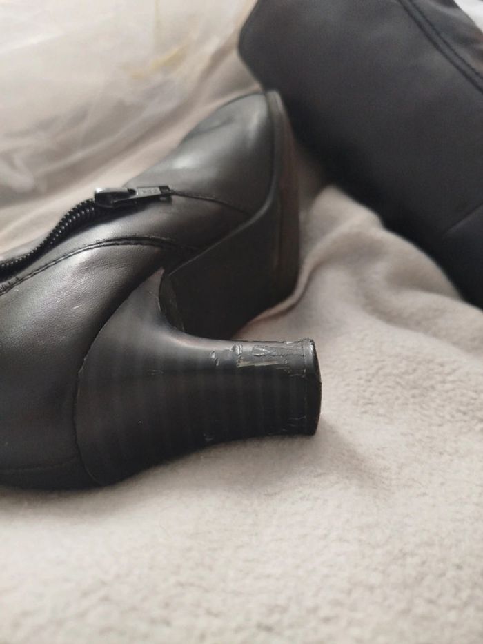 Bottes intérieur cuir pointure 37 , voir 38 - photo numéro 10