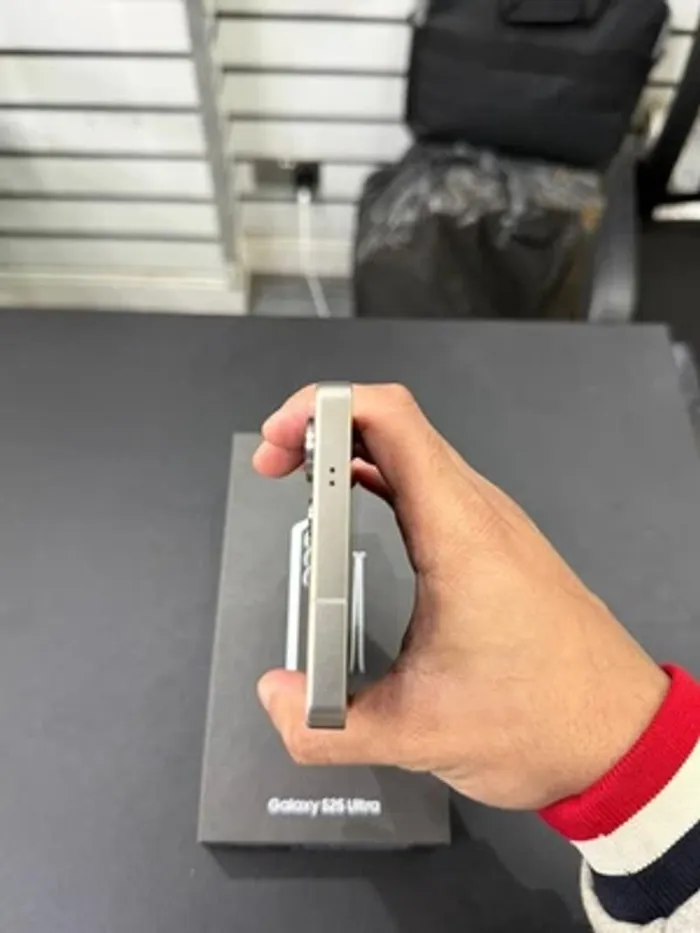 Samsung Galaxy S25 Ultra 256 Go, noir titane - photo numéro 6