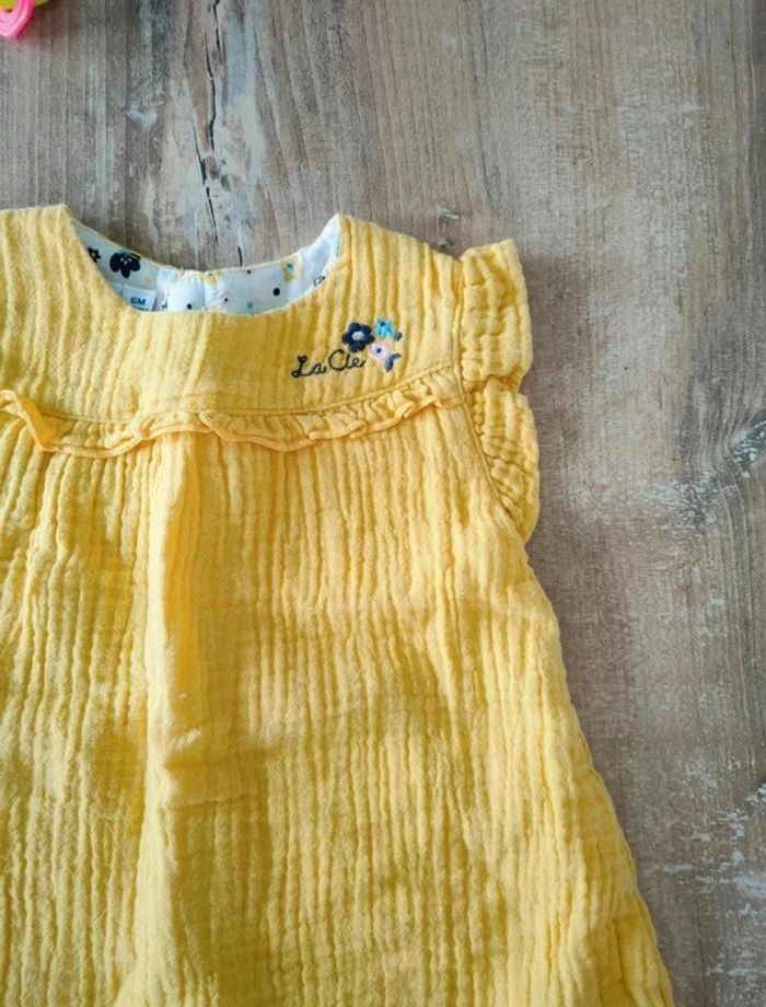 Robe moutarde 6 mois - Neuve - photo numéro 2