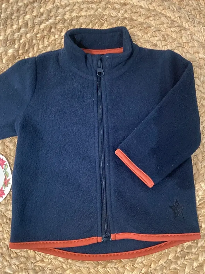 Veste Polaire taille 6 mois - photo numéro 2