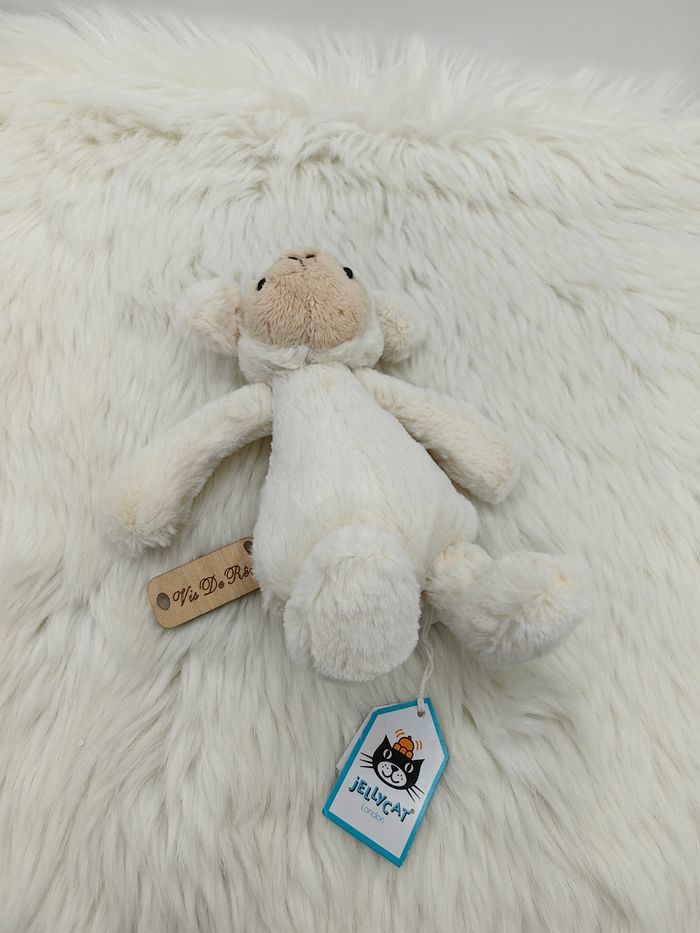 Doudou peluche Mouton Small Bashful Lamb Jellycat - photo numéro 6