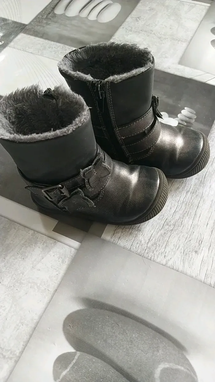 Bottes fourrées t 21