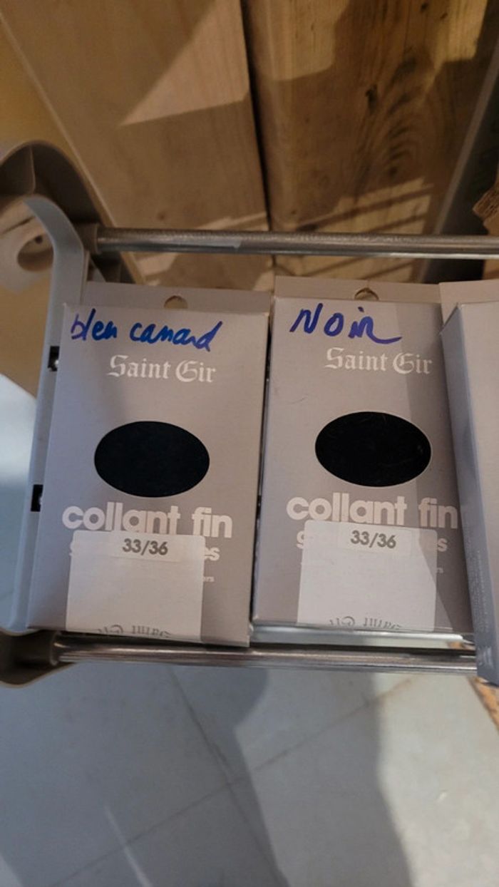 Lot 18 collants 33/36 - photo numéro 7