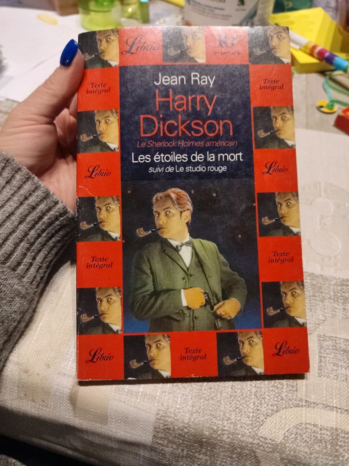 Les étoiles de la mort suivi de studio rouge, Harry Dickson