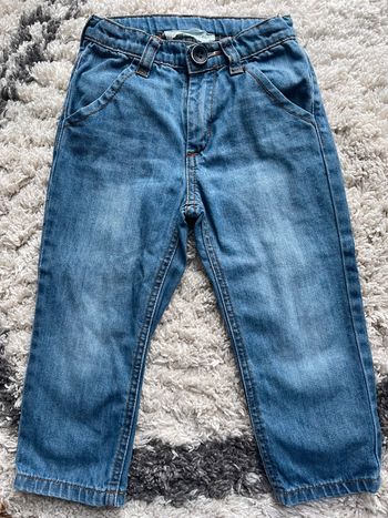 Jean plutôt fin Hitch Hiker, top qualité taille 2-3 ans