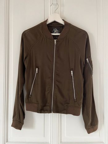 Veste superdry kaki taille XS