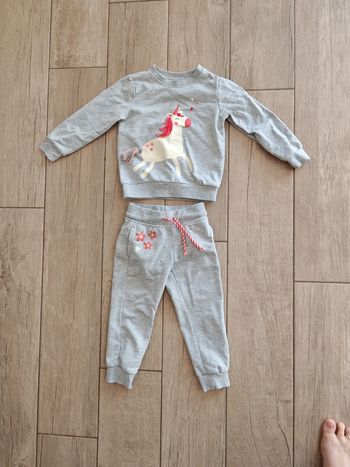 Ensemble jogging gris licorne 2 ans