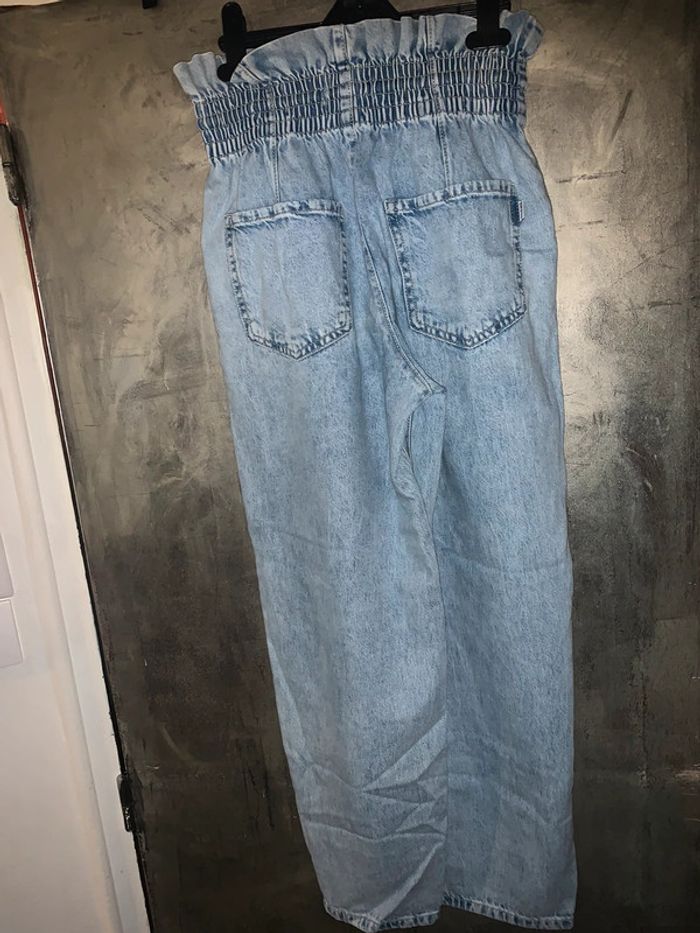 Jean denim Bershka XS - photo numéro 2