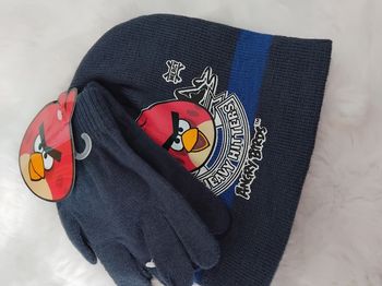 Bonnet et gants Angry birds neufs taille 54