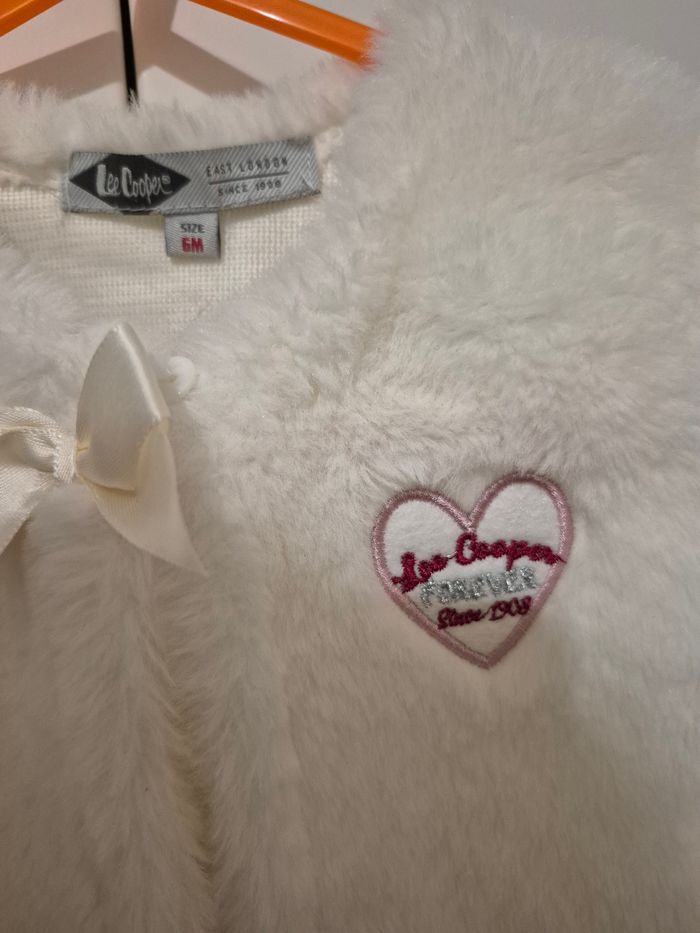 Gilet fausse fourure Lee Cooper taille 6 mois - photo numéro 3