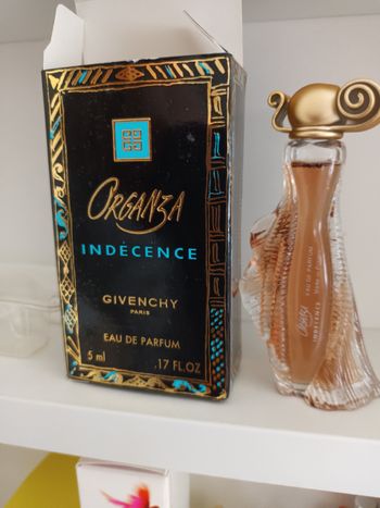 Miniature de parfum  Organza indécence de Givenchy 