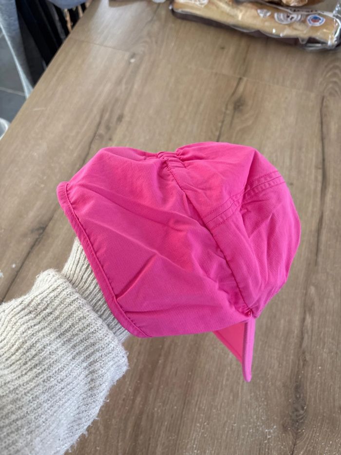 Casquette rose - photo numéro 3