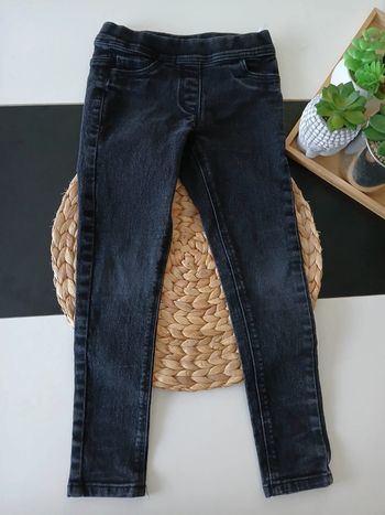 Jeans fille C&A Taille 7 ans🌿💝