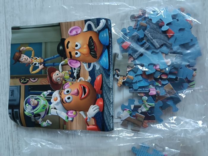 Boite de 3 puzzles de Toys story - photo numéro 6